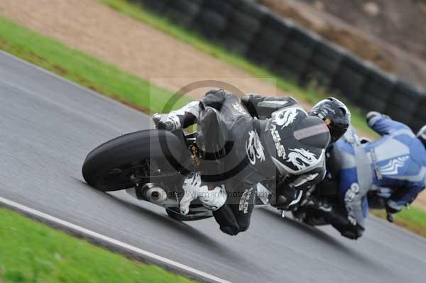 Mallory park Leicestershire;Mallory park photographs;Motorcycle action photographs;event digital images;eventdigitalimages;mallory park;no limits trackday;peter wileman photography;trackday;trackday digital images;trackday photos