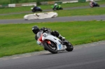 Mallory-park-Leicestershire;Mallory-park-photographs;Motorcycle-action-photographs;event-digital-images;eventdigitalimages;mallory-park;no-limits-trackday;peter-wileman-photography;trackday;trackday-digital-images;trackday-photos