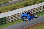 Mallory-park-Leicestershire;Mallory-park-photographs;Motorcycle-action-photographs;event-digital-images;eventdigitalimages;mallory-park;no-limits-trackday;peter-wileman-photography;trackday;trackday-digital-images;trackday-photos