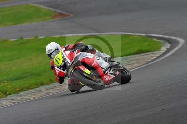 Mallory park Leicestershire;Mallory park photographs;Motorcycle action photographs;event digital images;eventdigitalimages;mallory park;no limits trackday;peter wileman photography;trackday;trackday digital images;trackday photos