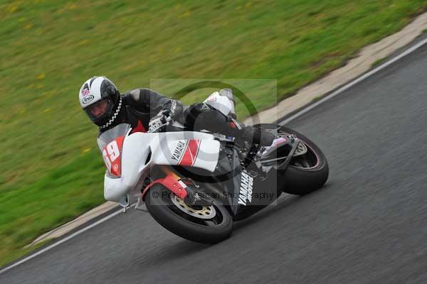 Mallory park Leicestershire;Mallory park photographs;Motorcycle action photographs;event digital images;eventdigitalimages;mallory park;no limits trackday;peter wileman photography;trackday;trackday digital images;trackday photos