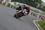 Mallory-park-Leicestershire;Mallory-park-photographs;Motorcycle-action-photographs;event-digital-images;eventdigitalimages;mallory-park;no-limits-trackday;peter-wileman-photography;trackday;trackday-digital-images;trackday-photos