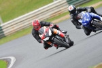 Mallory-park-Leicestershire;Mallory-park-photographs;Motorcycle-action-photographs;event-digital-images;eventdigitalimages;mallory-park;no-limits-trackday;peter-wileman-photography;trackday;trackday-digital-images;trackday-photos