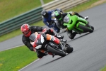 Mallory-park-Leicestershire;Mallory-park-photographs;Motorcycle-action-photographs;event-digital-images;eventdigitalimages;mallory-park;no-limits-trackday;peter-wileman-photography;trackday;trackday-digital-images;trackday-photos