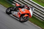 Mallory-park-Leicestershire;Mallory-park-photographs;Motorcycle-action-photographs;event-digital-images;eventdigitalimages;mallory-park;no-limits-trackday;peter-wileman-photography;trackday;trackday-digital-images;trackday-photos