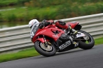 Mallory-park-Leicestershire;Mallory-park-photographs;Motorcycle-action-photographs;event-digital-images;eventdigitalimages;mallory-park;no-limits-trackday;peter-wileman-photography;trackday;trackday-digital-images;trackday-photos