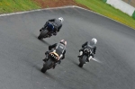 Mallory-park-Leicestershire;Mallory-park-photographs;Motorcycle-action-photographs;event-digital-images;eventdigitalimages;mallory-park;no-limits-trackday;peter-wileman-photography;trackday;trackday-digital-images;trackday-photos