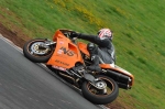 Mallory-park-Leicestershire;Mallory-park-photographs;Motorcycle-action-photographs;event-digital-images;eventdigitalimages;mallory-park;no-limits-trackday;peter-wileman-photography;trackday;trackday-digital-images;trackday-photos