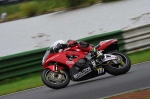 Mallory-park-Leicestershire;Mallory-park-photographs;Motorcycle-action-photographs;event-digital-images;eventdigitalimages;mallory-park;no-limits-trackday;peter-wileman-photography;trackday;trackday-digital-images;trackday-photos