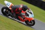 Mallory-park-Leicestershire;Mallory-park-photographs;Motorcycle-action-photographs;event-digital-images;eventdigitalimages;mallory-park;no-limits-trackday;peter-wileman-photography;trackday;trackday-digital-images;trackday-photos