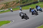 Mallory-park-Leicestershire;Mallory-park-photographs;Motorcycle-action-photographs;event-digital-images;eventdigitalimages;mallory-park;no-limits-trackday;peter-wileman-photography;trackday;trackday-digital-images;trackday-photos