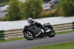 Mallory-park-Leicestershire;Mallory-park-photographs;Motorcycle-action-photographs;event-digital-images;eventdigitalimages;mallory-park;no-limits-trackday;peter-wileman-photography;trackday;trackday-digital-images;trackday-photos