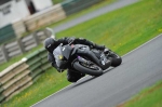 Mallory-park-Leicestershire;Mallory-park-photographs;Motorcycle-action-photographs;event-digital-images;eventdigitalimages;mallory-park;no-limits-trackday;peter-wileman-photography;trackday;trackday-digital-images;trackday-photos