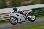 Mallory-park-Leicestershire;Mallory-park-photographs;Motorcycle-action-photographs;event-digital-images;eventdigitalimages;mallory-park;no-limits-trackday;peter-wileman-photography;trackday;trackday-digital-images;trackday-photos