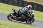 Mallory-park-Leicestershire;Mallory-park-photographs;Motorcycle-action-photographs;event-digital-images;eventdigitalimages;mallory-park;no-limits-trackday;peter-wileman-photography;trackday;trackday-digital-images;trackday-photos