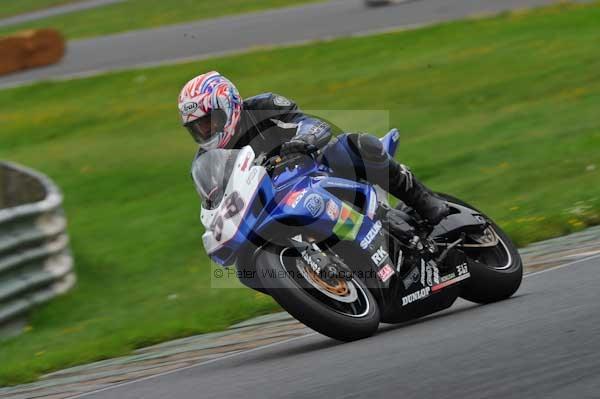 Mallory park Leicestershire;Mallory park photographs;Motorcycle action photographs;event digital images;eventdigitalimages;mallory park;no limits trackday;peter wileman photography;trackday;trackday digital images;trackday photos