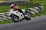 Mallory-park-Leicestershire;Mallory-park-photographs;Motorcycle-action-photographs;event-digital-images;eventdigitalimages;mallory-park;no-limits-trackday;peter-wileman-photography;trackday;trackday-digital-images;trackday-photos