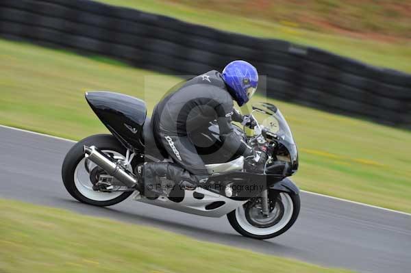 Mallory park Leicestershire;Mallory park photographs;Motorcycle action photographs;event digital images;eventdigitalimages;mallory park;no limits trackday;peter wileman photography;trackday;trackday digital images;trackday photos