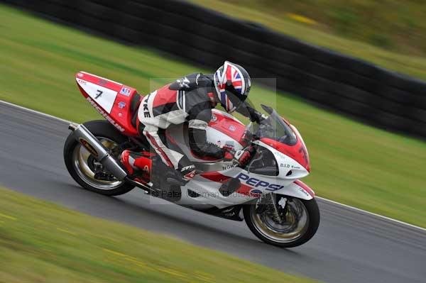 Mallory park Leicestershire;Mallory park photographs;Motorcycle action photographs;event digital images;eventdigitalimages;mallory park;no limits trackday;peter wileman photography;trackday;trackday digital images;trackday photos