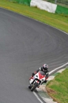 Mallory-park-Leicestershire;Mallory-park-photographs;Motorcycle-action-photographs;event-digital-images;eventdigitalimages;mallory-park;no-limits-trackday;peter-wileman-photography;trackday;trackday-digital-images;trackday-photos