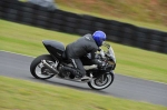 Mallory-park-Leicestershire;Mallory-park-photographs;Motorcycle-action-photographs;event-digital-images;eventdigitalimages;mallory-park;no-limits-trackday;peter-wileman-photography;trackday;trackday-digital-images;trackday-photos