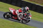 Mallory-park-Leicestershire;Mallory-park-photographs;Motorcycle-action-photographs;event-digital-images;eventdigitalimages;mallory-park;no-limits-trackday;peter-wileman-photography;trackday;trackday-digital-images;trackday-photos