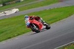 Mallory-park-Leicestershire;Mallory-park-photographs;Motorcycle-action-photographs;event-digital-images;eventdigitalimages;mallory-park;no-limits-trackday;peter-wileman-photography;trackday;trackday-digital-images;trackday-photos