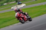 Mallory-park-Leicestershire;Mallory-park-photographs;Motorcycle-action-photographs;event-digital-images;eventdigitalimages;mallory-park;no-limits-trackday;peter-wileman-photography;trackday;trackday-digital-images;trackday-photos