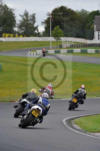 Mallory park Leicestershire;Mallory park photographs;Motorcycle action photographs;event digital images;eventdigitalimages;mallory park;no limits trackday;peter wileman photography;trackday;trackday digital images;trackday photos