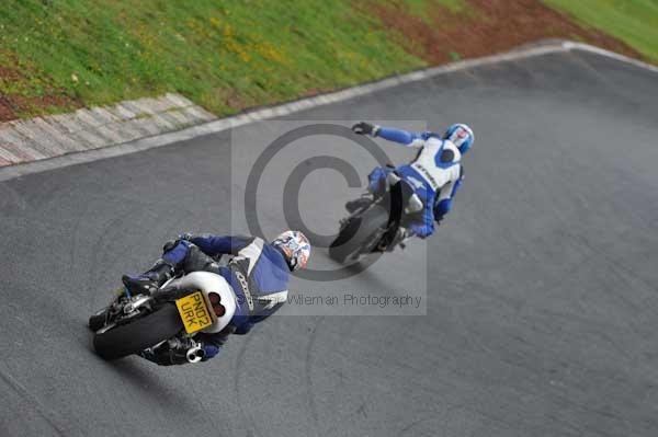 Mallory park Leicestershire;Mallory park photographs;Motorcycle action photographs;event digital images;eventdigitalimages;mallory park;no limits trackday;peter wileman photography;trackday;trackday digital images;trackday photos