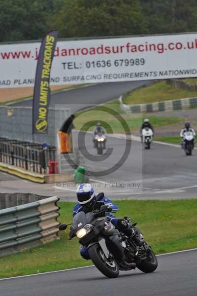 Mallory park Leicestershire;Mallory park photographs;Motorcycle action photographs;event digital images;eventdigitalimages;mallory park;no limits trackday;peter wileman photography;trackday;trackday digital images;trackday photos