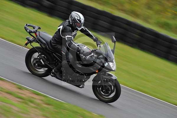 Mallory park Leicestershire;Mallory park photographs;Motorcycle action photographs;event digital images;eventdigitalimages;mallory park;no limits trackday;peter wileman photography;trackday;trackday digital images;trackday photos