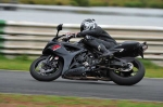 Mallory-park-Leicestershire;Mallory-park-photographs;Motorcycle-action-photographs;event-digital-images;eventdigitalimages;mallory-park;no-limits-trackday;peter-wileman-photography;trackday;trackday-digital-images;trackday-photos