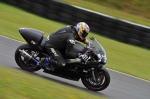 Mallory-park-Leicestershire;Mallory-park-photographs;Motorcycle-action-photographs;event-digital-images;eventdigitalimages;mallory-park;no-limits-trackday;peter-wileman-photography;trackday;trackday-digital-images;trackday-photos