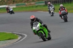 Mallory-park-Leicestershire;Mallory-park-photographs;Motorcycle-action-photographs;event-digital-images;eventdigitalimages;mallory-park;no-limits-trackday;peter-wileman-photography;trackday;trackday-digital-images;trackday-photos