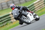 Mallory-park-Leicestershire;Mallory-park-photographs;Motorcycle-action-photographs;event-digital-images;eventdigitalimages;mallory-park;no-limits-trackday;peter-wileman-photography;trackday;trackday-digital-images;trackday-photos