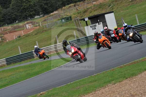 Mallory park Leicestershire;Mallory park photographs;Motorcycle action photographs;event digital images;eventdigitalimages;mallory park;no limits trackday;peter wileman photography;trackday;trackday digital images;trackday photos