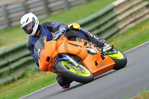 Mallory park Leicestershire;Mallory park photographs;Motorcycle action photographs;event digital images;eventdigitalimages;mallory park;no limits trackday;peter wileman photography;trackday;trackday digital images;trackday photos