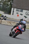 Mallory-park-Leicestershire;Mallory-park-photographs;Motorcycle-action-photographs;event-digital-images;eventdigitalimages;mallory-park;no-limits-trackday;peter-wileman-photography;trackday;trackday-digital-images;trackday-photos