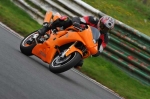 Mallory-park-Leicestershire;Mallory-park-photographs;Motorcycle-action-photographs;event-digital-images;eventdigitalimages;mallory-park;no-limits-trackday;peter-wileman-photography;trackday;trackday-digital-images;trackday-photos