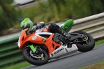 Mallory-park-Leicestershire;Mallory-park-photographs;Motorcycle-action-photographs;event-digital-images;eventdigitalimages;mallory-park;no-limits-trackday;peter-wileman-photography;trackday;trackday-digital-images;trackday-photos