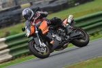 Mallory-park-Leicestershire;Mallory-park-photographs;Motorcycle-action-photographs;event-digital-images;eventdigitalimages;mallory-park;no-limits-trackday;peter-wileman-photography;trackday;trackday-digital-images;trackday-photos