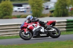 Mallory-park-Leicestershire;Mallory-park-photographs;Motorcycle-action-photographs;event-digital-images;eventdigitalimages;mallory-park;no-limits-trackday;peter-wileman-photography;trackday;trackday-digital-images;trackday-photos