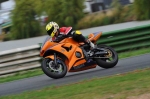 Mallory-park-Leicestershire;Mallory-park-photographs;Motorcycle-action-photographs;event-digital-images;eventdigitalimages;mallory-park;no-limits-trackday;peter-wileman-photography;trackday;trackday-digital-images;trackday-photos