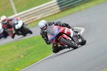 Mallory-park-Leicestershire;Mallory-park-photographs;Motorcycle-action-photographs;event-digital-images;eventdigitalimages;mallory-park;no-limits-trackday;peter-wileman-photography;trackday;trackday-digital-images;trackday-photos