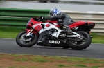 Mallory-park-Leicestershire;Mallory-park-photographs;Motorcycle-action-photographs;event-digital-images;eventdigitalimages;mallory-park;no-limits-trackday;peter-wileman-photography;trackday;trackday-digital-images;trackday-photos