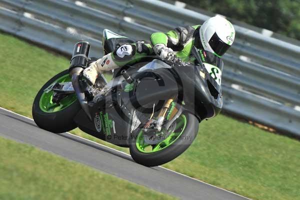 Motorcycle action photographs;Trackday digital images;event digital images;eventdigitalimages;no limits trackday;peter wileman photography;snetterton;snetterton circuit norfolk;snetterton photographs;trackday;trackday photos