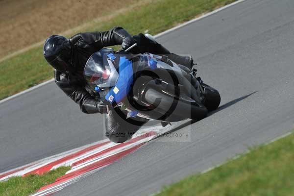 Motorcycle action photographs;Trackday digital images;event digital images;eventdigitalimages;no limits trackday;peter wileman photography;snetterton;snetterton circuit norfolk;snetterton photographs;trackday;trackday photos