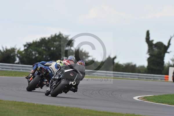 Motorcycle action photographs;Trackday digital images;event digital images;eventdigitalimages;no limits trackday;peter wileman photography;snetterton;snetterton circuit norfolk;snetterton photographs;trackday;trackday photos