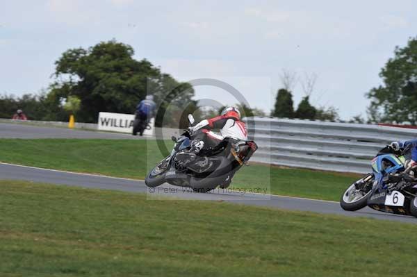 Motorcycle action photographs;Trackday digital images;event digital images;eventdigitalimages;no limits trackday;peter wileman photography;snetterton;snetterton circuit norfolk;snetterton photographs;trackday;trackday photos